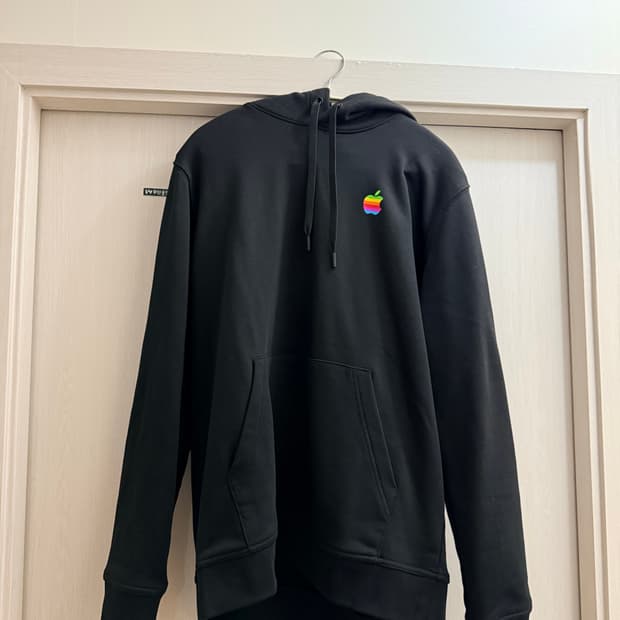 애플 본사에서 구매한 애플 후드