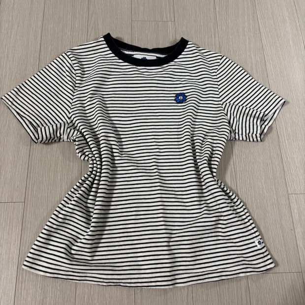 What it isNt 스트라이프 반팔