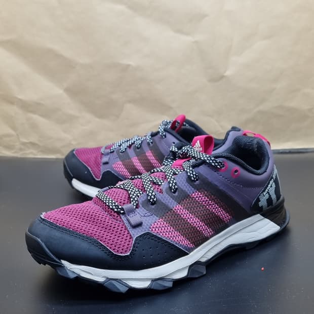 아디다스 트레일 런닝화230