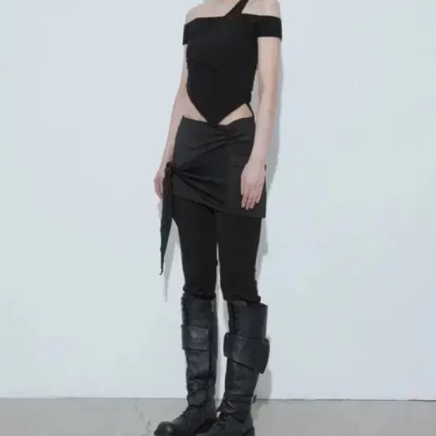 보헤미안서울 새상품 LAYERED OFF-SHOULDER TOP