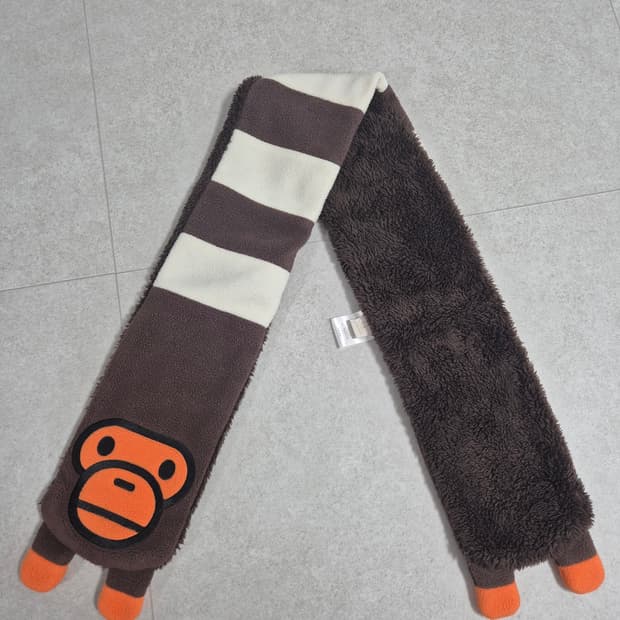 베이프 베이비 마일로 머플러 정품 (희귀 빈티지)