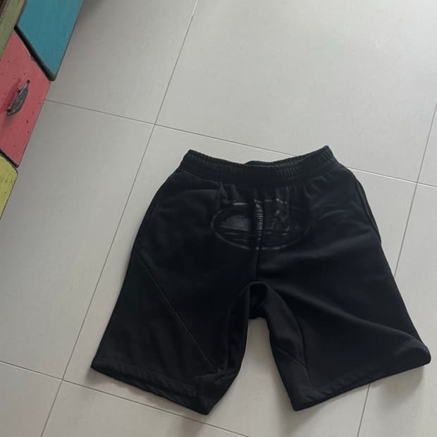 코르테이즈 CRTZ반바지 