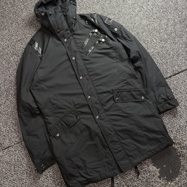 디젤 해체주의 하이넥 유틸리티 투웨이 야상 자켓 3922