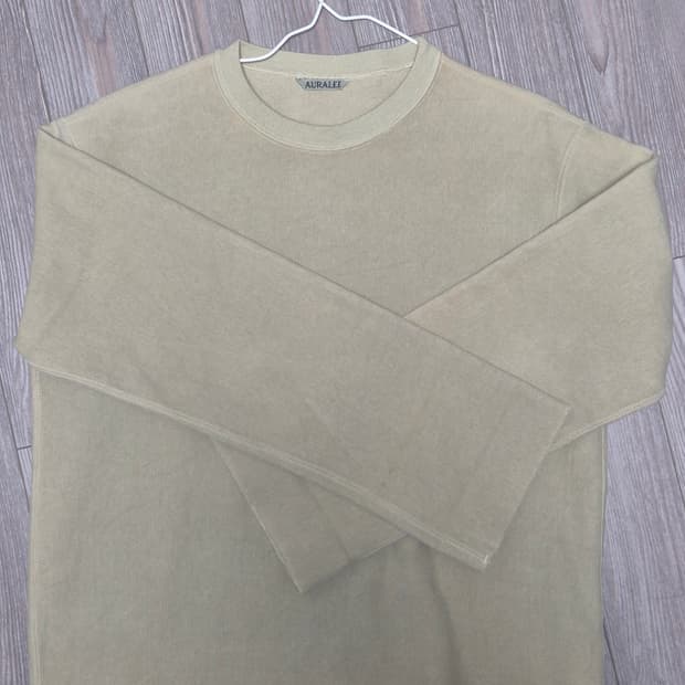 오라리 컷오프 스웻셔츠