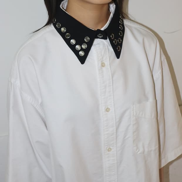 N°21 스터드 카라