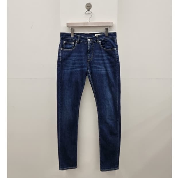 Alexander McQueen 알렉산더 맥퀸