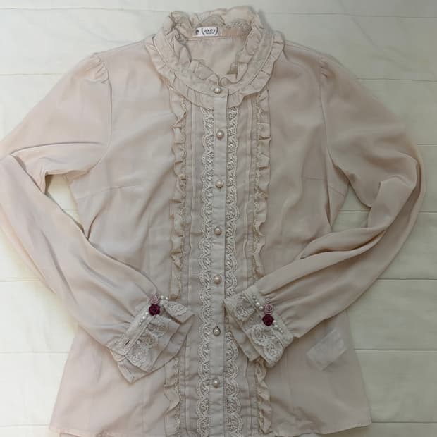 엑시즈팜 긴팔 블라우스