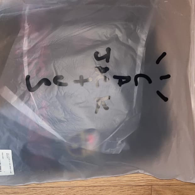 트레비스스캇 x fc 바르셀로나 후드티 미개봉 새상품