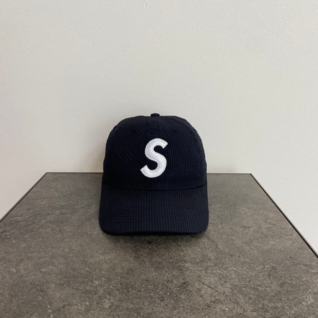 슈프림 24SS 씨어서커 블랙 에스로고 S로고 볼캡 모자