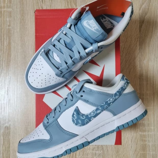 [235]나이키 덩크 로우 에센셜 블루 페이즐리