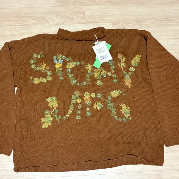 story mfg 트윈선 롤넥 니트 m사이즈 새상품