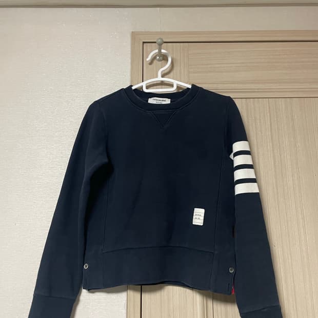 [정품] 톰브라운 사선완장 맨투맨