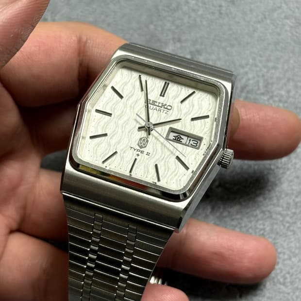 세이코 Seiko Type II 옥타곤 쿼츠 데이 데이트