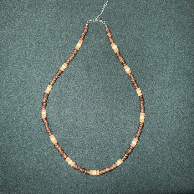 보헤미안 우드비즈 목걸이