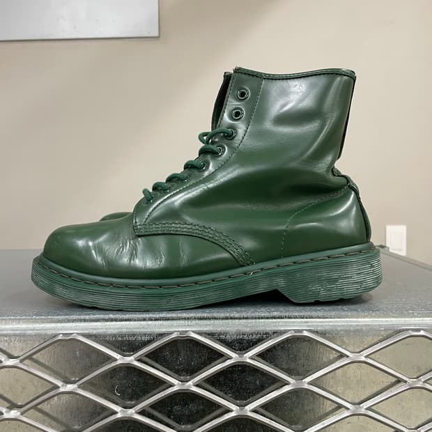 닥터마틴 1460 8홀 그린 uk8