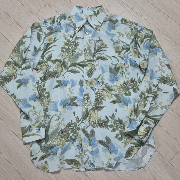 톰포드 TOM FORD 플로럴 라이오셀 셔츠