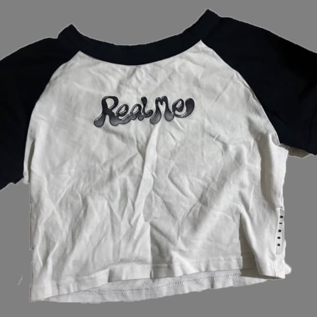 키르시 크롭 반팔