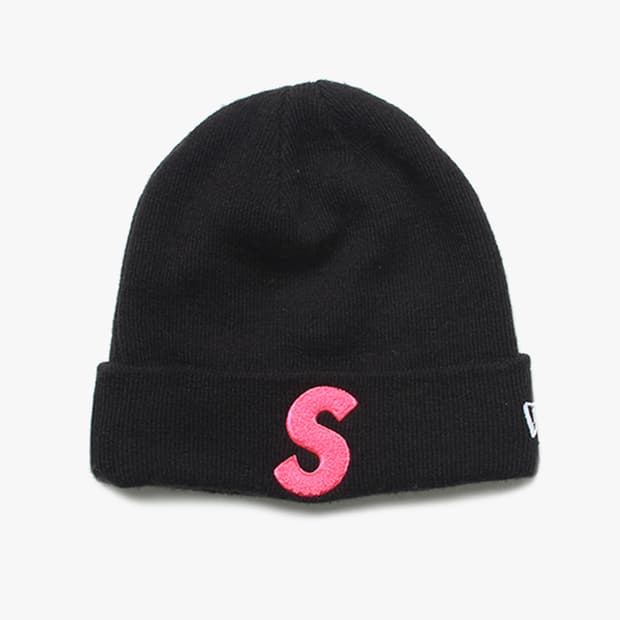  SUPREME "Black Beanie"