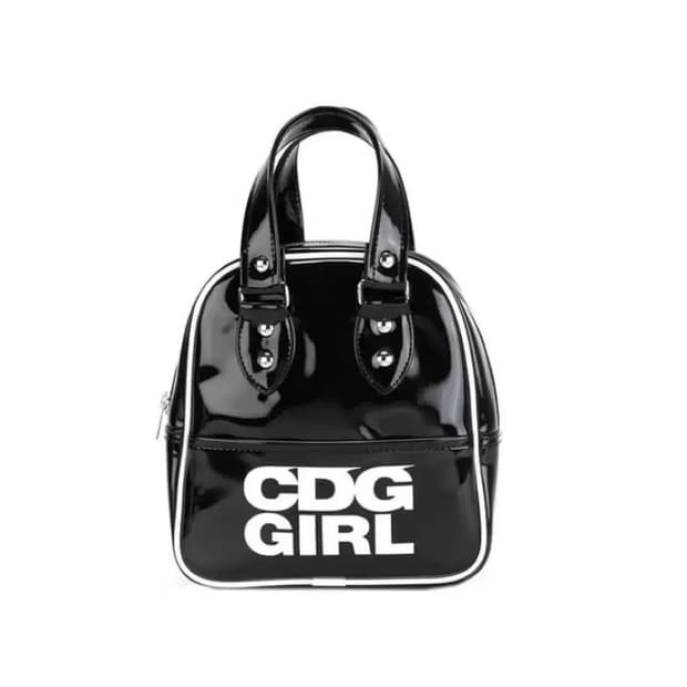 [구매글] 꼼데가르송걸 에나멜 토트백 블랙 구해요