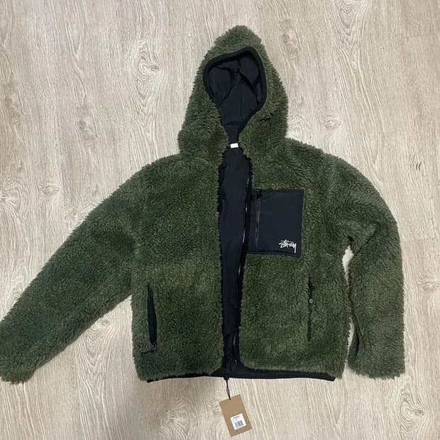 스투시 쉐르파 올리브 자켓 새상품 XL