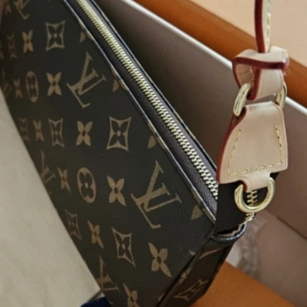 루이비통 파우치 숄더백