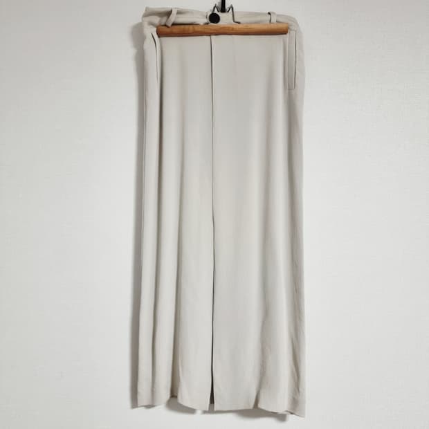 조셉 JOSEPH 3단슬릿 실크 스커트 치마 (26인치/표기36)상태완벽