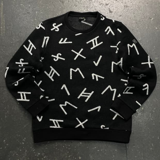 100 와이드앵글 니트