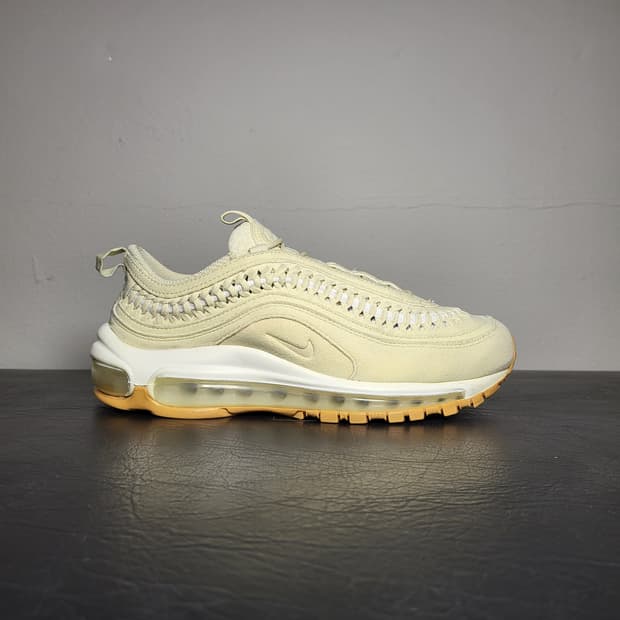 나이키 운동화 240m