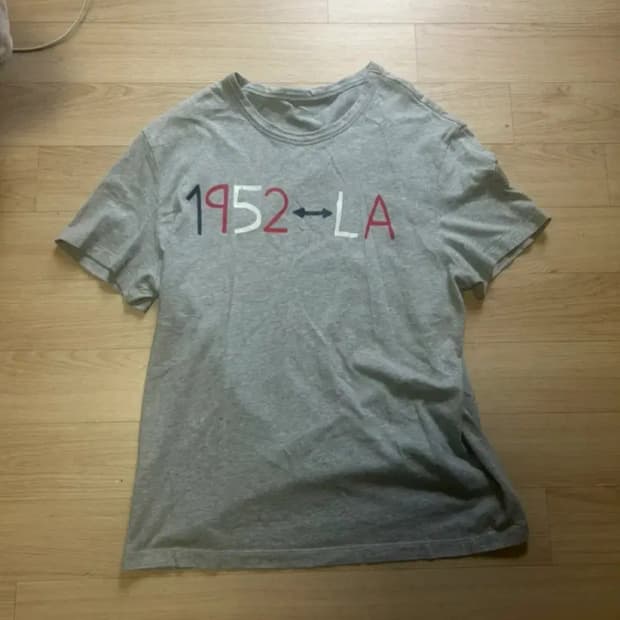 한정판 몽클레어 1952 LA 티셔츠 반팔