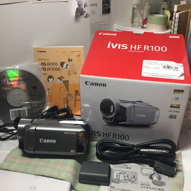 <거의 새상품> Canon ivis hf r100 캐논 캠코더 풀박스✨