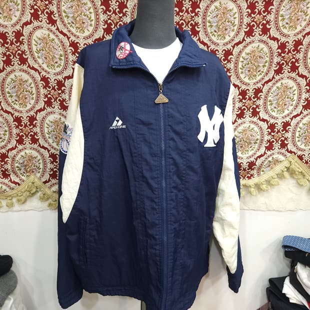apex one 90s 뉴욕양키스 누빔 점퍼 오버핏소매 usa