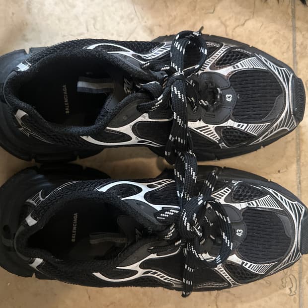 발렌시아가 3xl 43사이즈