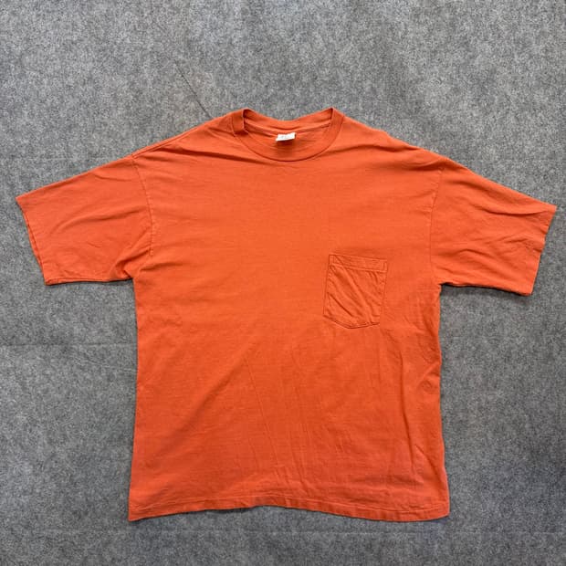 90s Vintage Gap Blank Pocket Tee