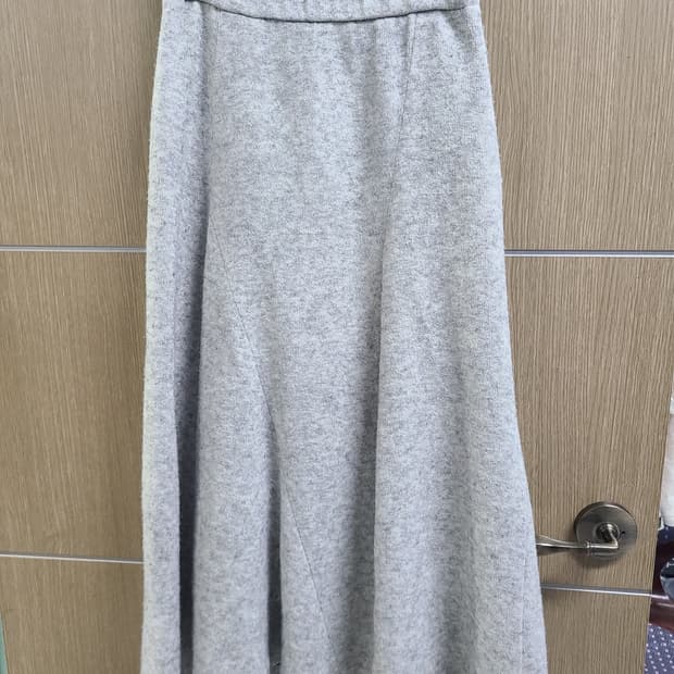 오즈세컨 니트 롱스커트 