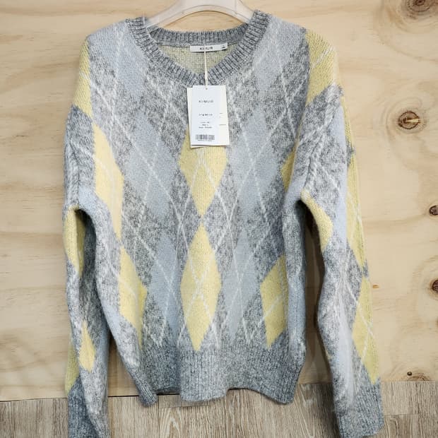 429) 키뮤어 KIMUIR 아가일 니트 스웨터
