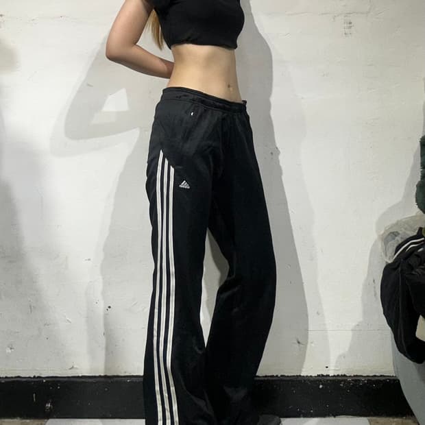 아디다스 블랙 대장급 화이트 삼선 부츠컷 와이드 팬츠 S