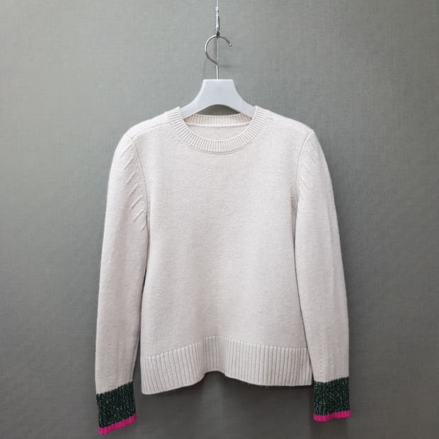 컬러 포인트 캐시미어 니트 스웨터 M사이즈