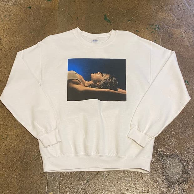 아리아나 그란데 맨투맨