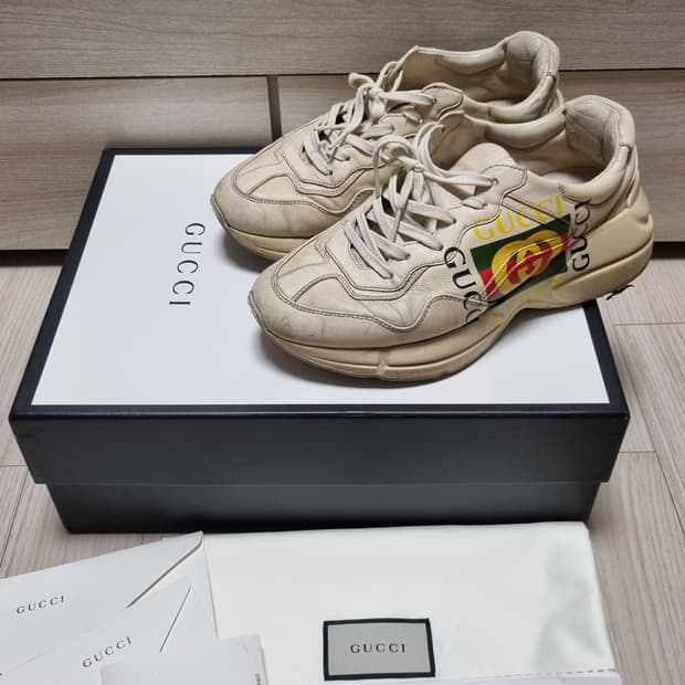 구찌 라이톤 스니커즈 5.5