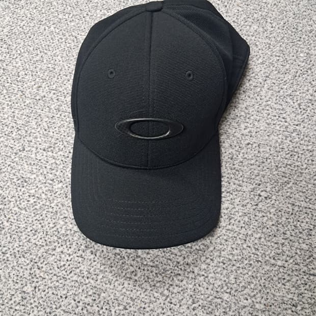 오클리 틴캔 캡 카본블랙