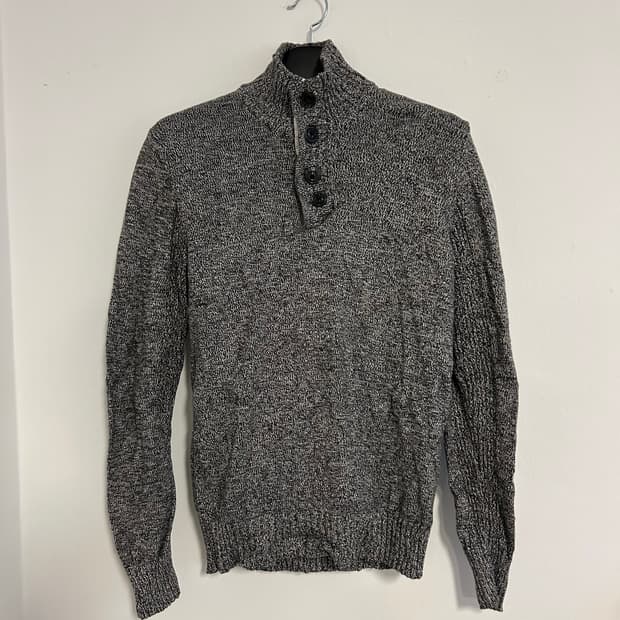 SEAN JOHN 멜란지 하프넥 버튼 니트 스웨터