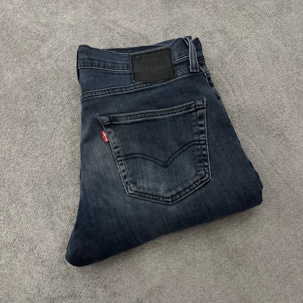 리바이스 블랙 데님 청바지