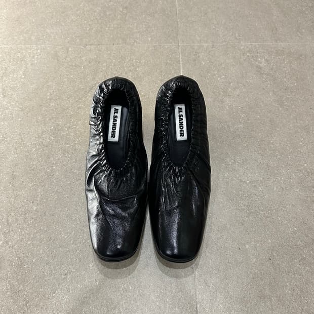 질샌더 블랙 펌프스 EU37.5 KR245