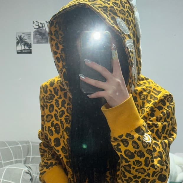 정품 베이프 레오파드 후드집업