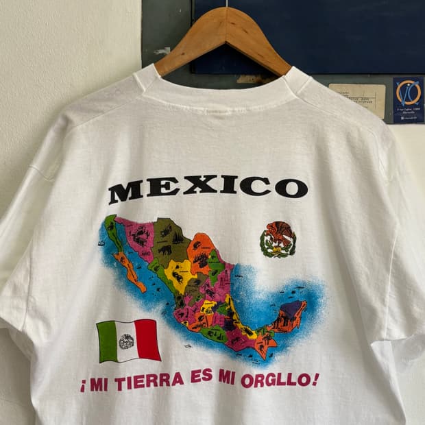 90s Orgullo Mexicano T-Shirt