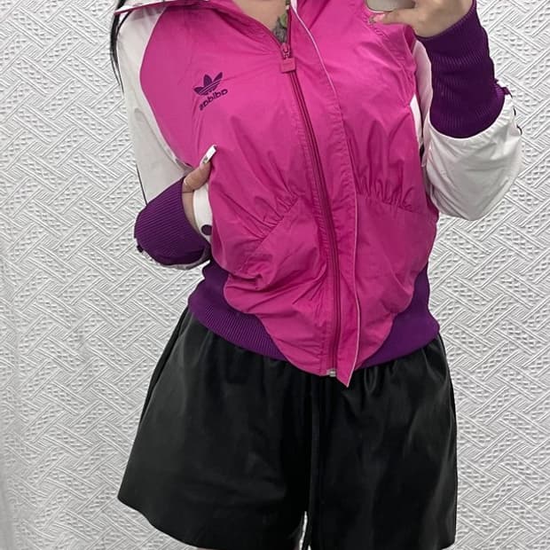 아디다스 Y2K 레트로 대장급 퍼플핑크 바람막이 자켓 95 C11179