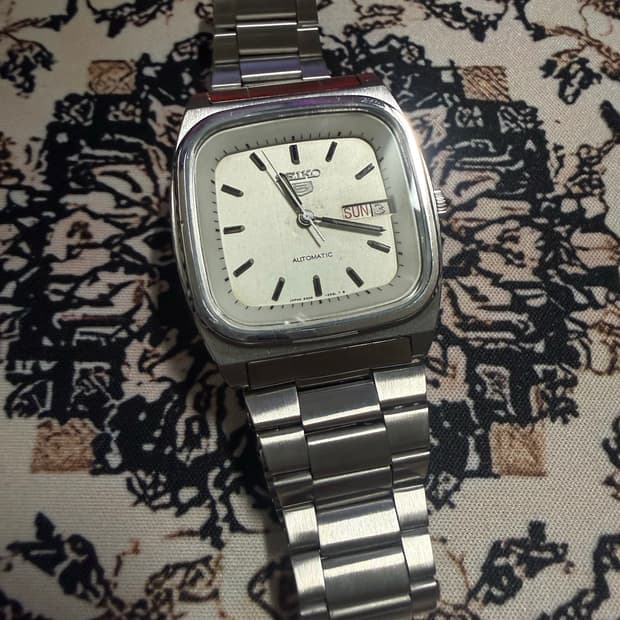SEIKO5 빈티지 오토매틱 시계