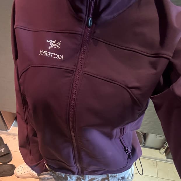 아크테릭스 여성 자켓