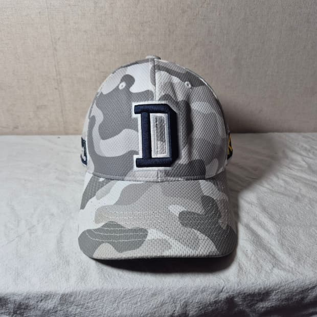 Doosan baseball cap 두산베어스