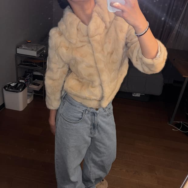 레노마 베이지 아이보리 밍크 퍼 숏 크롭 자켓 재킷